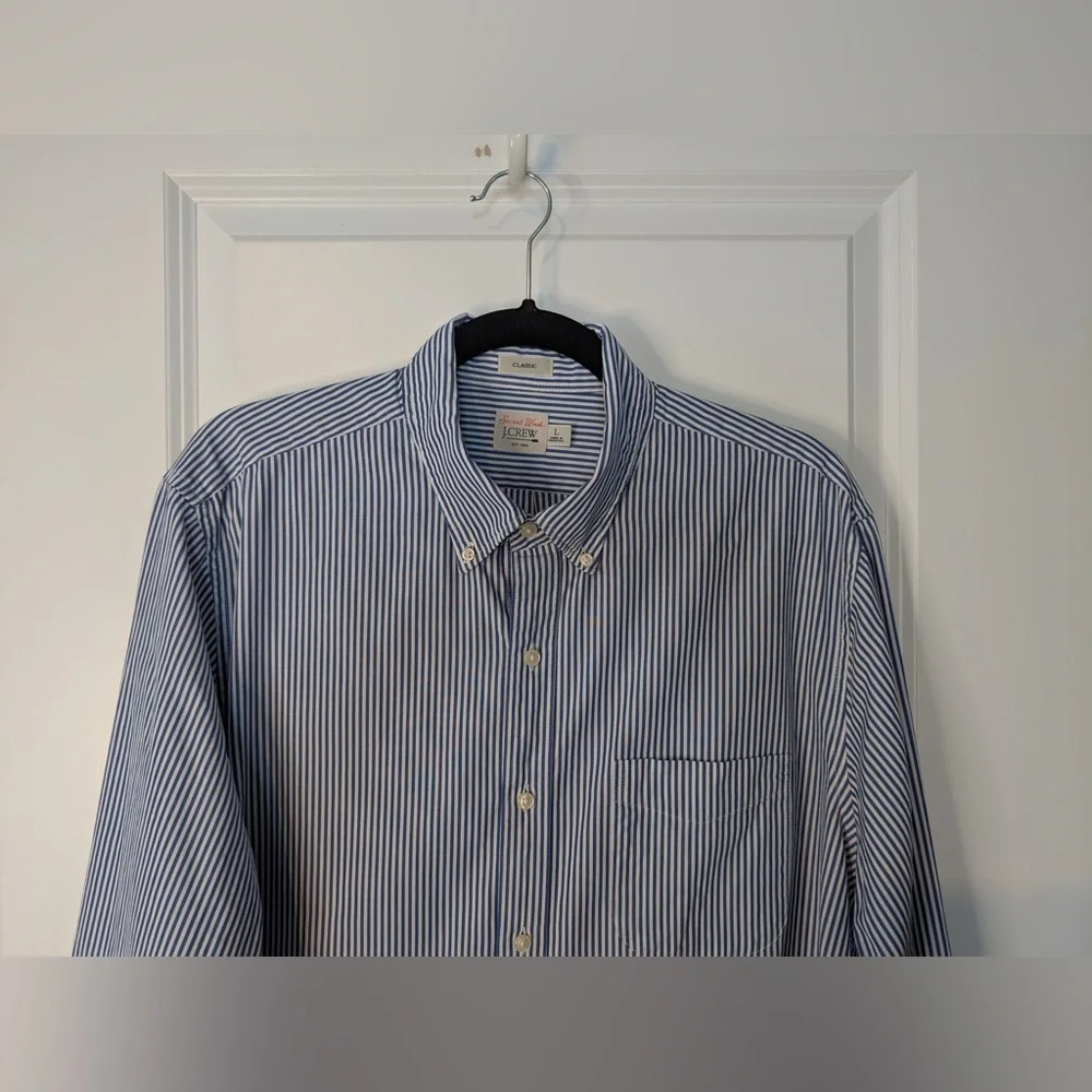 J. Crew Men’s Secret Wash Cotton Classic Fit Poplin Shirt in Stripe Size Large
